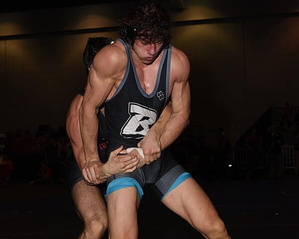 Dominic Kincaid (CSU Fresno) wins by DEC 10-7 against Anthony Lombardo (Binghamton)